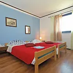 Apartamento Suzana 1608 *