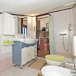 Suzana 1608 Apartamento *