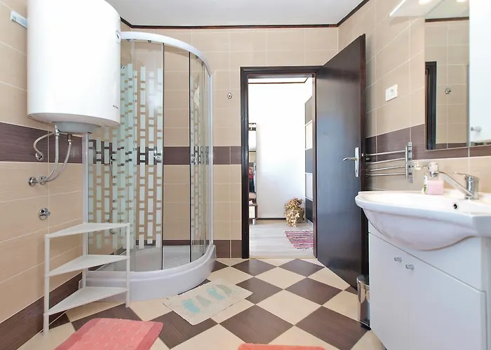 Suzana 1608 Apartment *