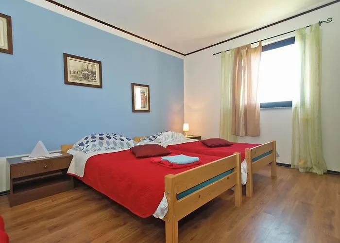 Apartment Suzana 1608 *