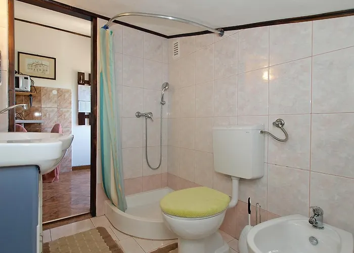 Suzana 1608 Apartment